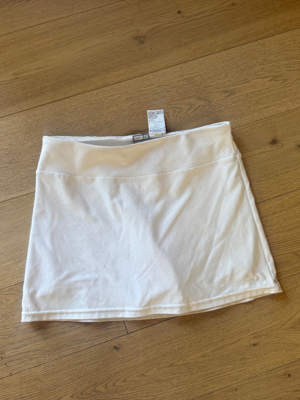 Nike dry fit white tennis or golf skirt with built in shorts fits s